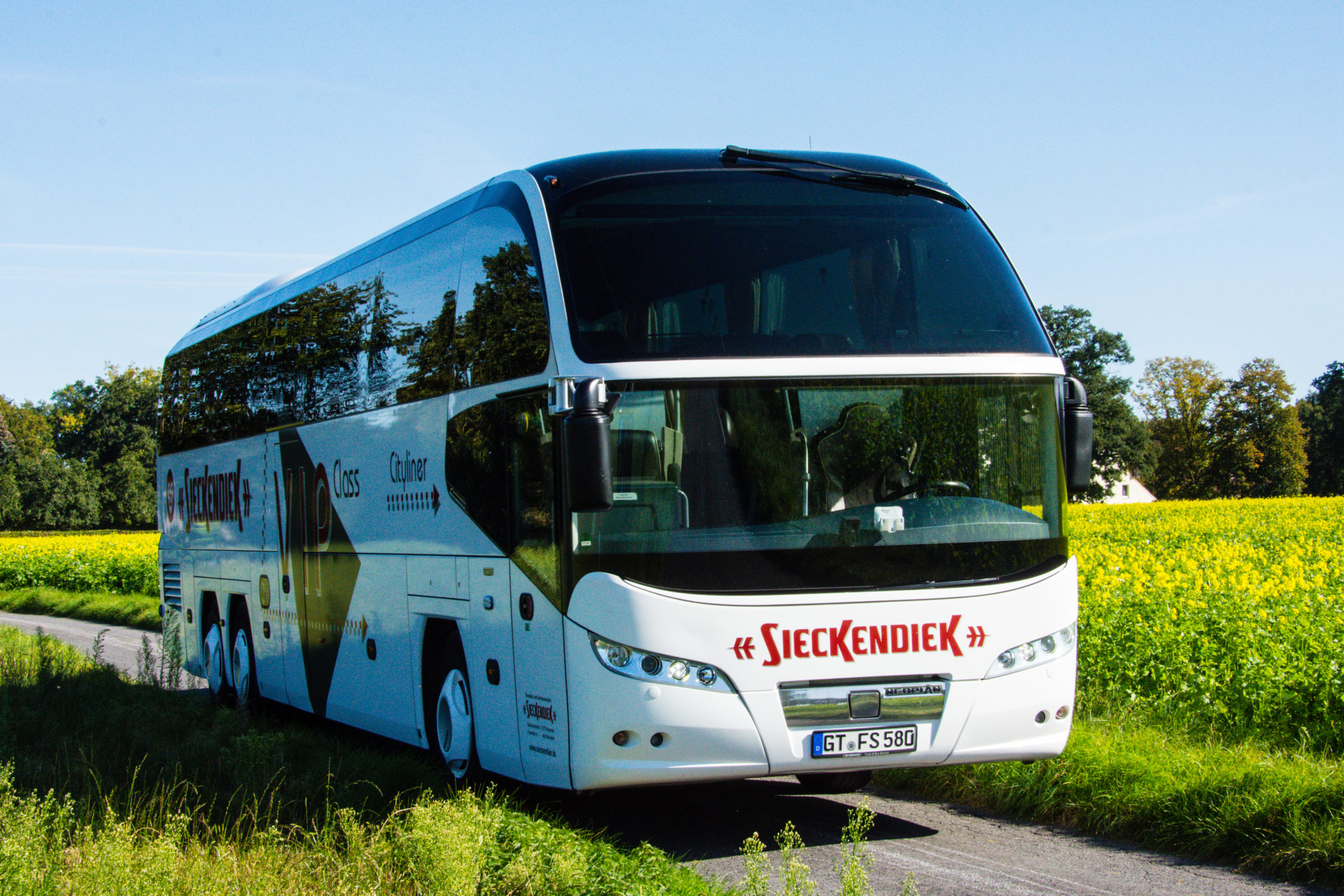 Unsere Reisebusflotte | Reisebüro & Omnibusverkehr Fritz Sieckendiek ...